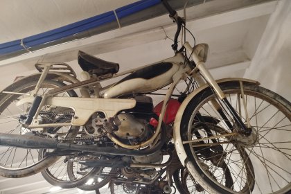 Motocicletas varias